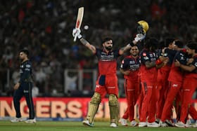 Les Royal Challengers Bengaluru Remportent un Deuxième Titre Consécutif en IPL